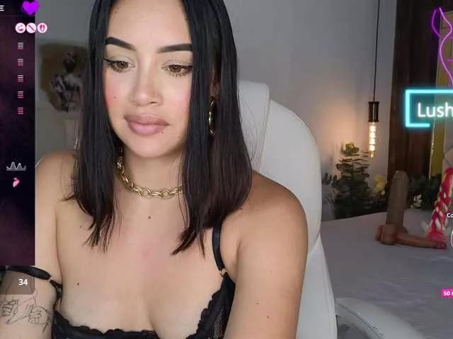 Saraa-stone on BongaCams