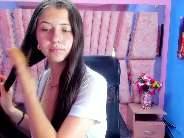 SarahSweett on BongaCams 