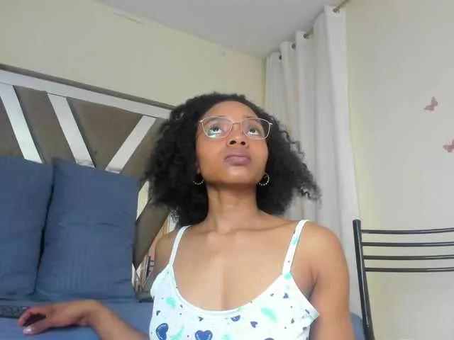 sarawilliams01 on BongaCams 