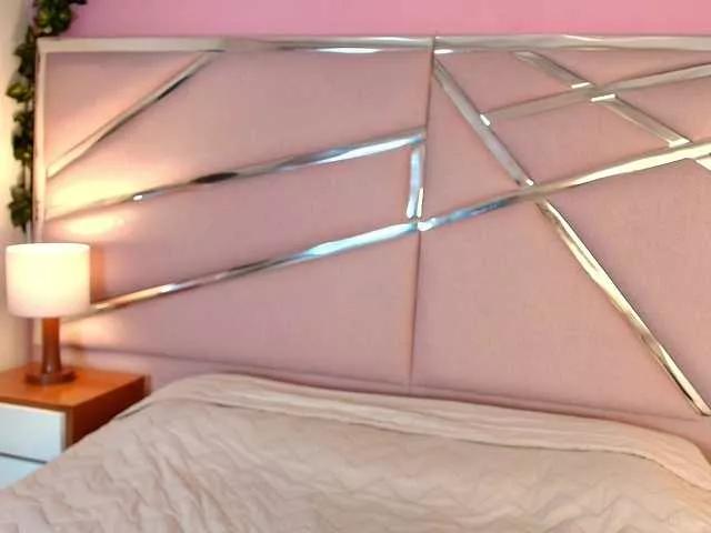 Sarayland on BongaCams