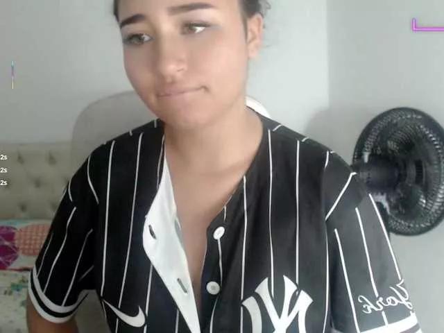 sasha-17- on BongaCams 