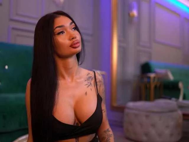 SashaFerrera on BongaCams 