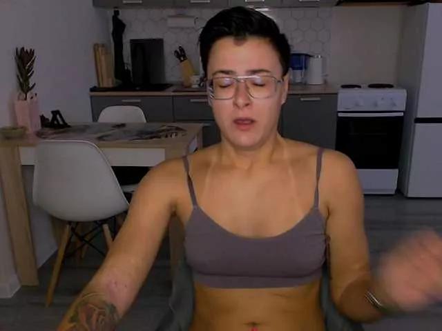 Freechat Sashanotfound on BongaCams