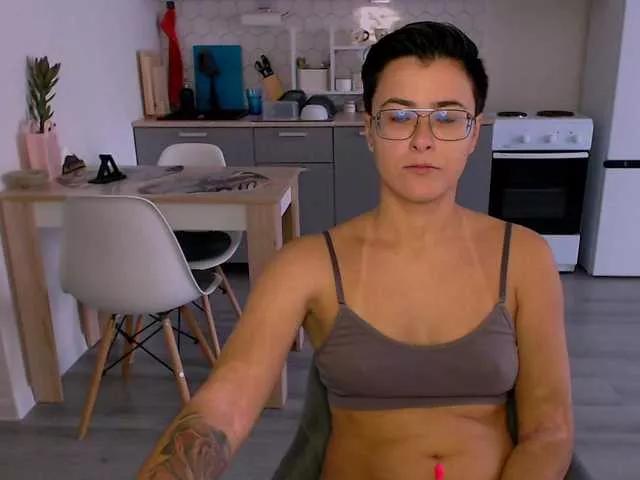 Freechat Sashanotfound on BongaCams