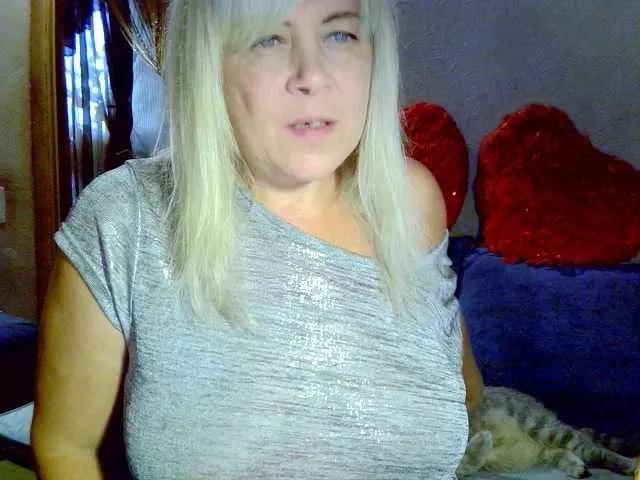 Savan35na on BongaCams