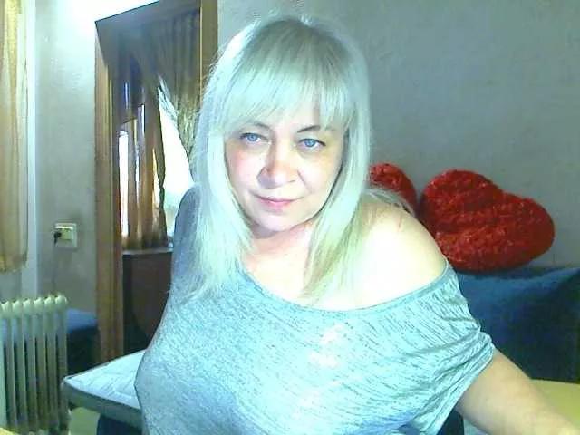 Savan35na on BongaCams