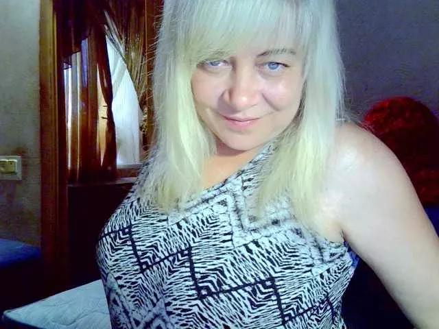 Savan35na on BongaCams