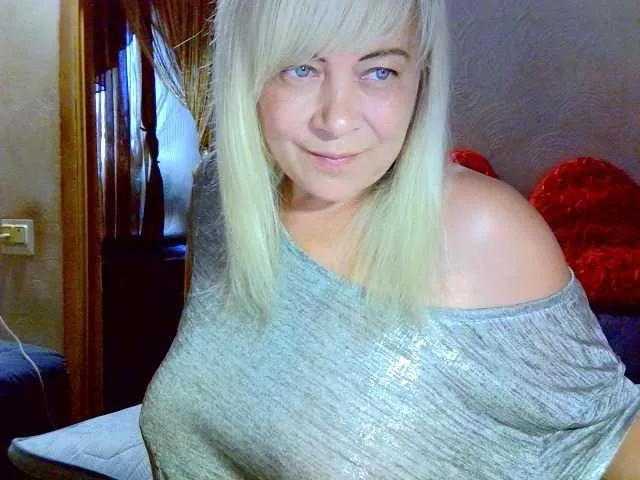 Savan35na on BongaCams