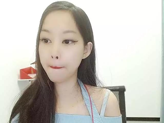 Selinababy99 on BongaCams 