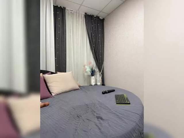 Masturbate to sweet stripper Shamelesss shamelesss from BongaCams