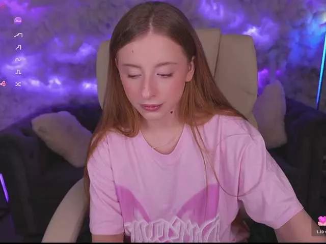 SilverrMoon on BongaCams 