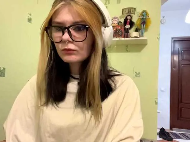 BongaCams SIMONA-CHARON is Freechat SIMONA-CHARON — Hi, I'm new here. stand up and show my breast @remain tk