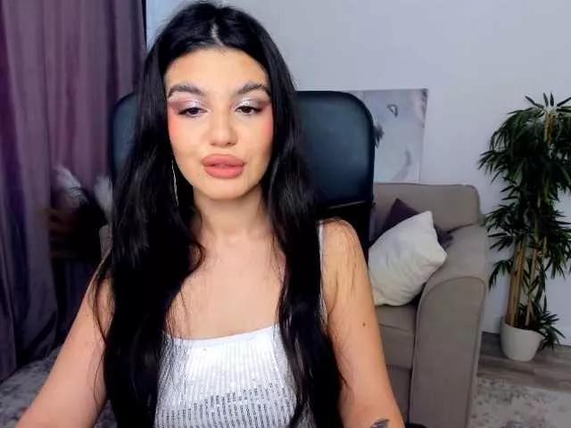 Offline SnowingWinter on BongaCams