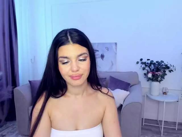 Offline SnowingWinter on BongaCams