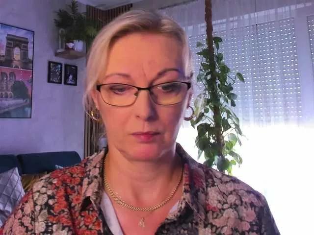 Offline SoftVANESSA on BongaCams