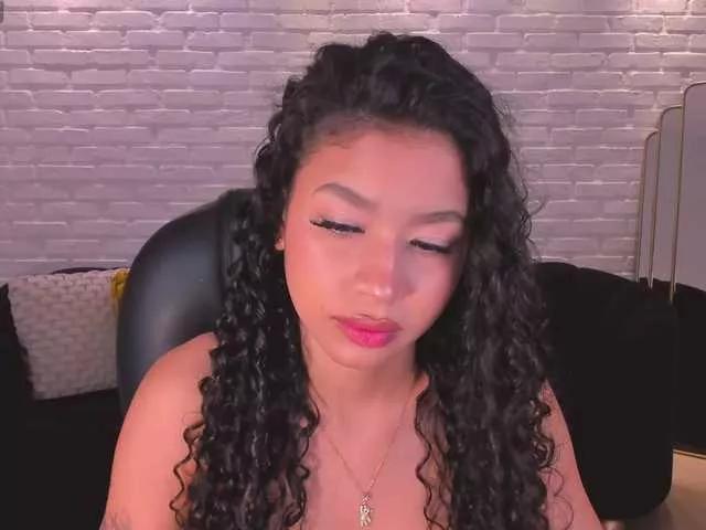 SophieHouston on BongaCams 