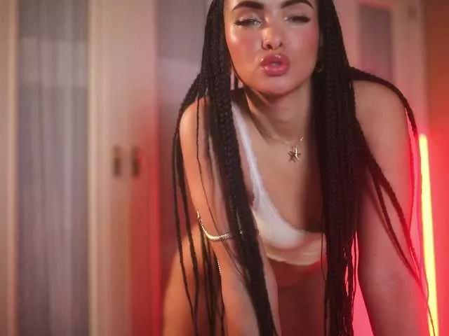 Slutty Suzysuz wants you to fuck her body now suzysuz from BongaCams