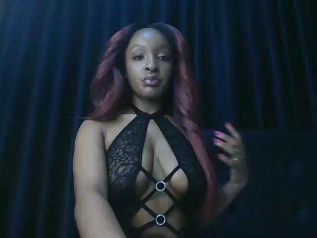 Sweet-Aura from BongaCams