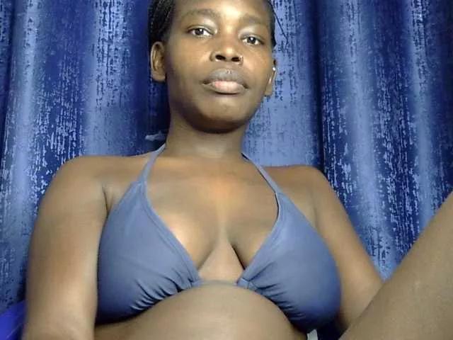 Sweet-ebony5 on BongaCams 