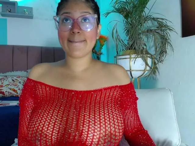sweet-rosse21 on BongaCams 