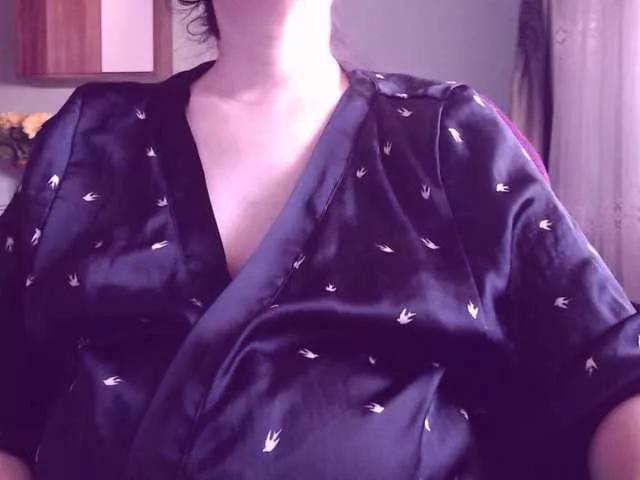 Offline sweetbrunete on BongaCams