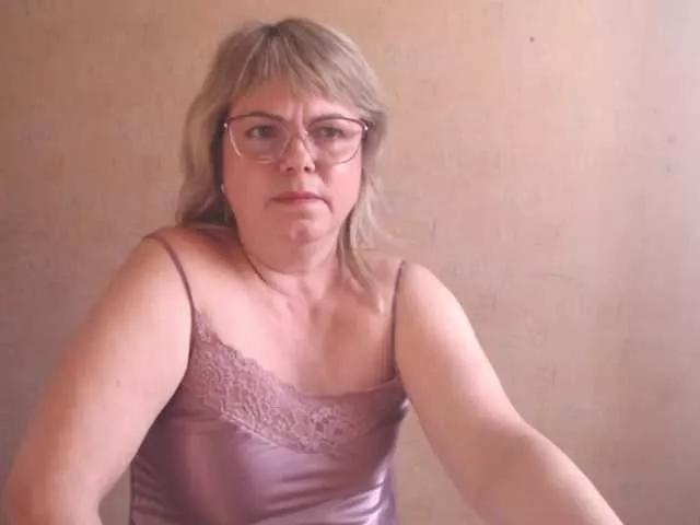 sweetsunset11 on BongaCams 
