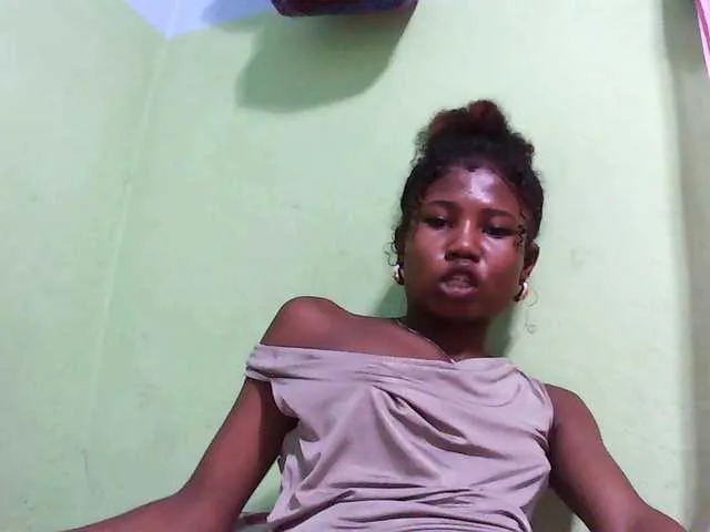 Sylvia6 on BongaCams