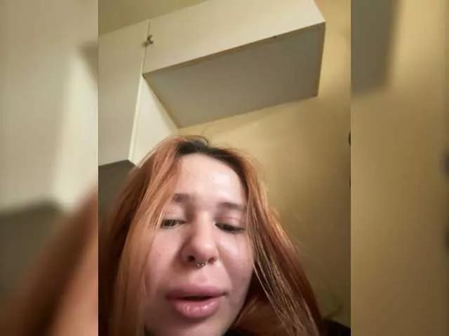 Freechat thechloee on BongaCams