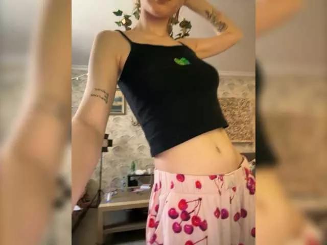 Freechat thechloee on BongaCams