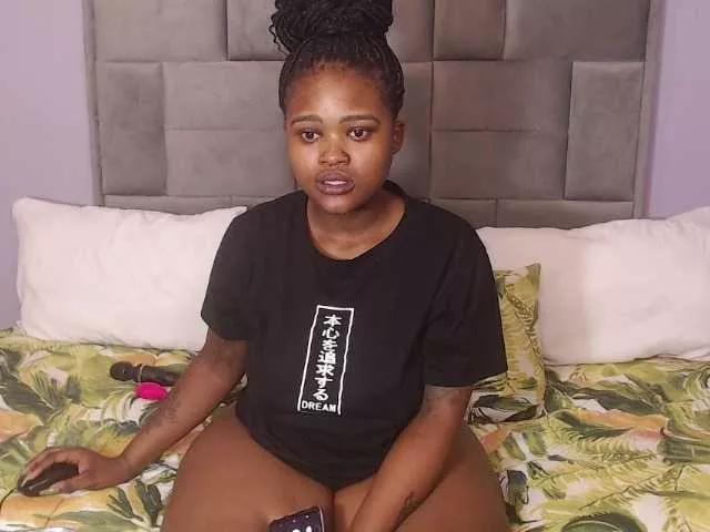 Offline ThickPearlxx21 on BongaCams