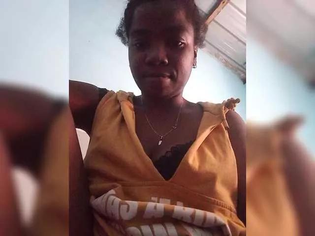 tryciah on BongaCams 