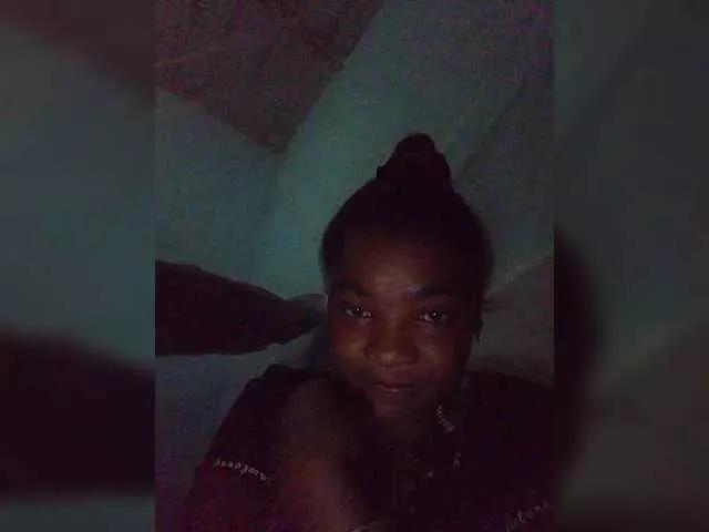 tryciah on BongaCams 