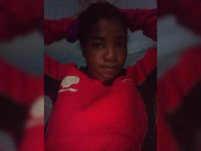 tryciah on BongaCams 