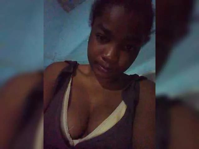 tryciah on BongaCams 