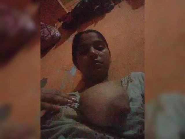 Offline Tunnidelhi on BongaCams