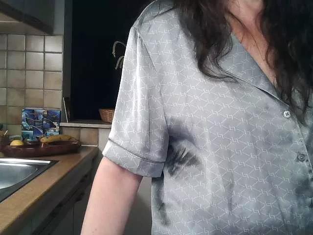 Freechat UllimOhi on BongaCams