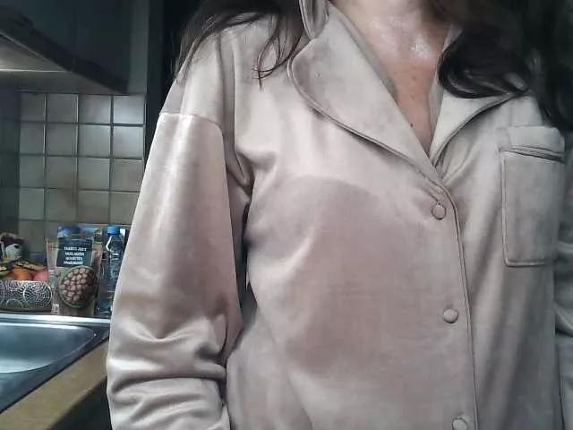 Freechat UllimOhi on BongaCams