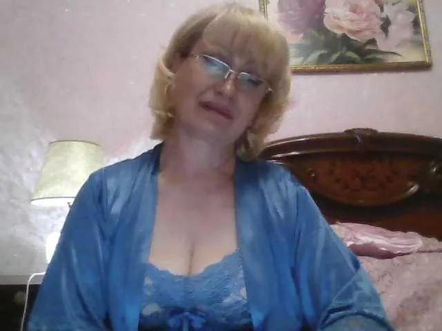 Ur-Mami on BongaCams 