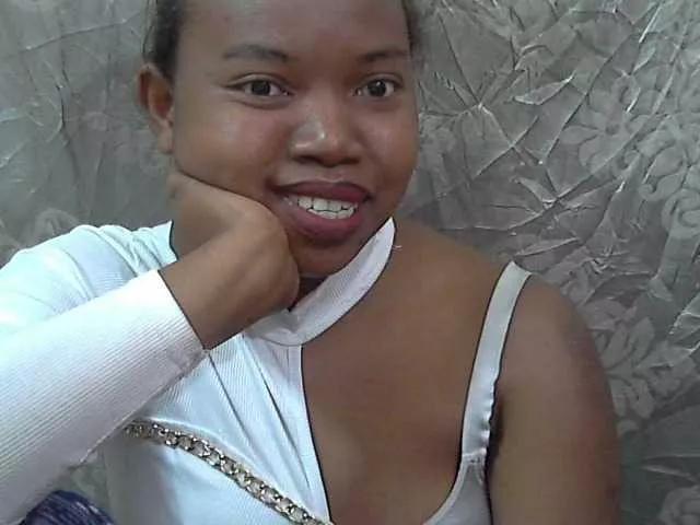 valeria223 on BongaCams