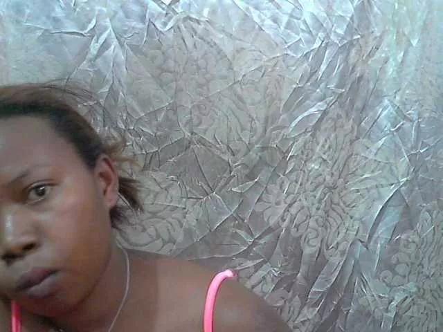 valeria223 on BongaCams