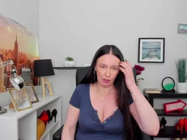 velvetJasmine on BongaCams 