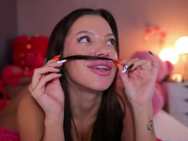 Watch BongaCams's Vesia Vesia from BongaCams