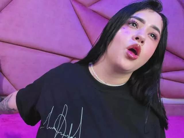 Offline VictoriaRossy on BongaCams