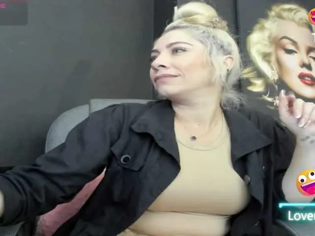 Offline viktoria-davis on BongaCams