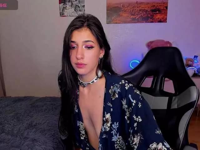 VinnaBelle on BongaCams 