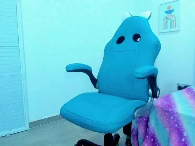 Join Violeta-seans, she wants to masturbate for you Violeta-seans from BongaCams