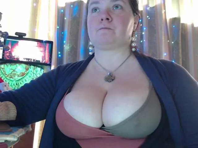 VIPLLLaraVIP — fetishes  ???  hmmm try  me