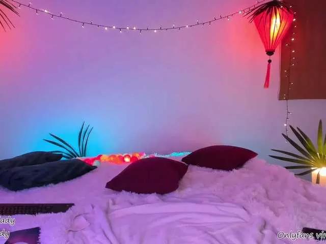 virtual-lady on BongaCams 