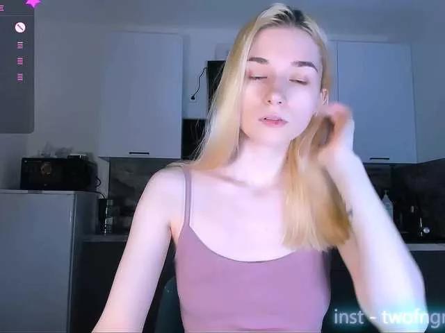 xxyasaxx on BongaCams 