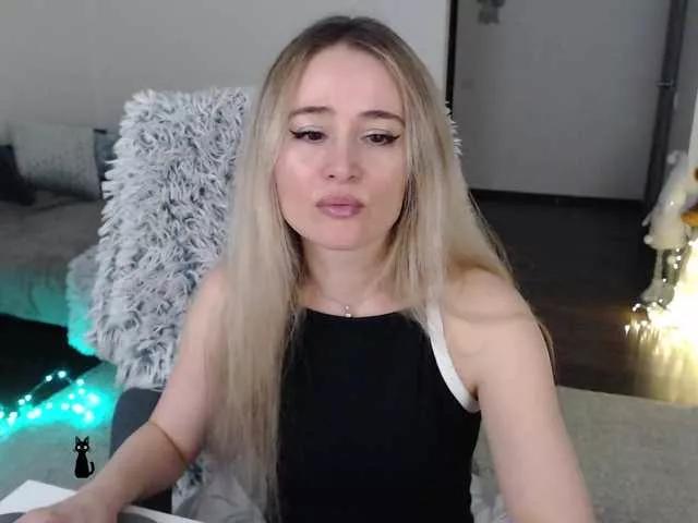 xyliganka777 on BongaCams 